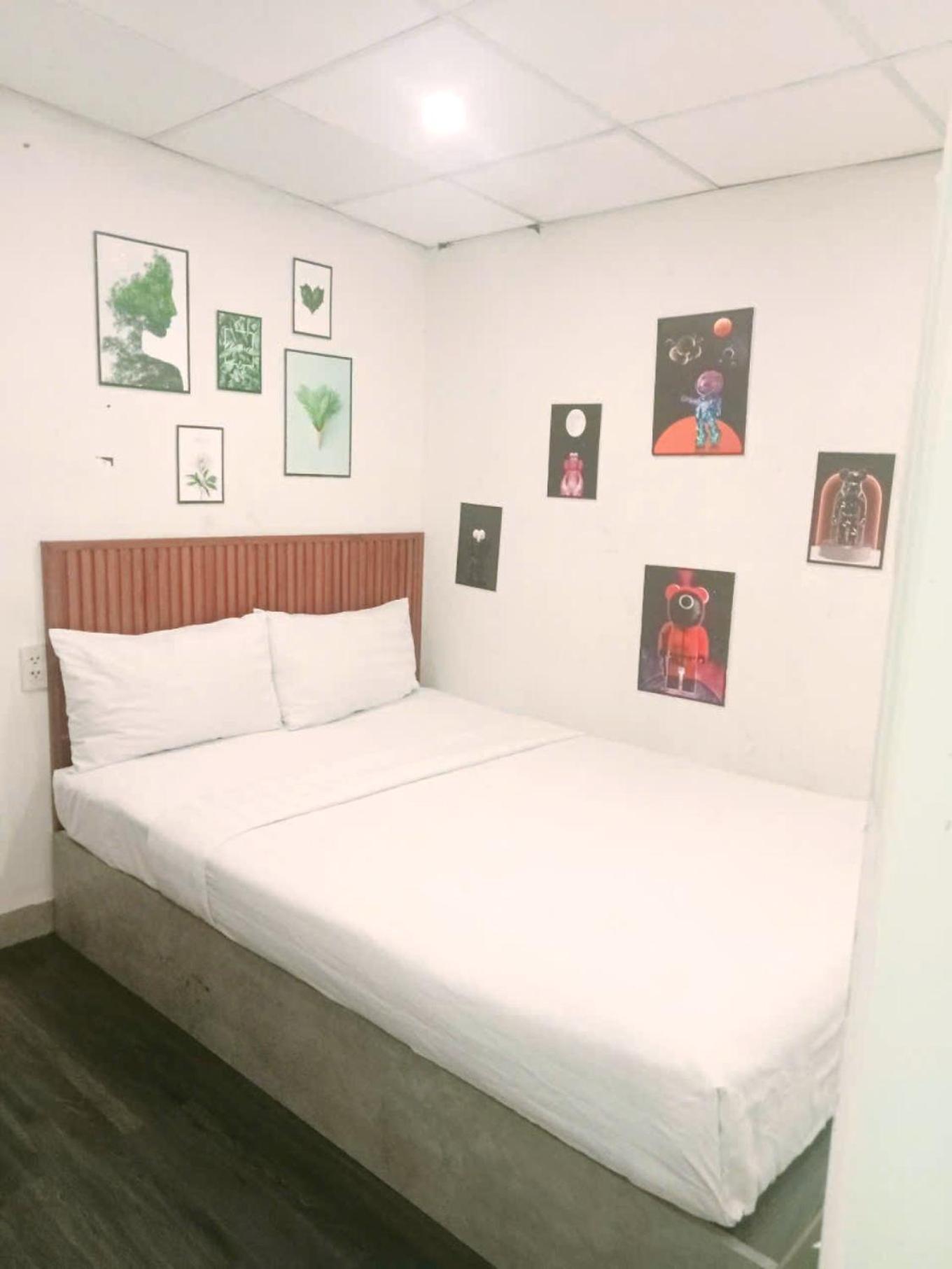 Hotel Nu - 18 Bui Vien Walkstreet *