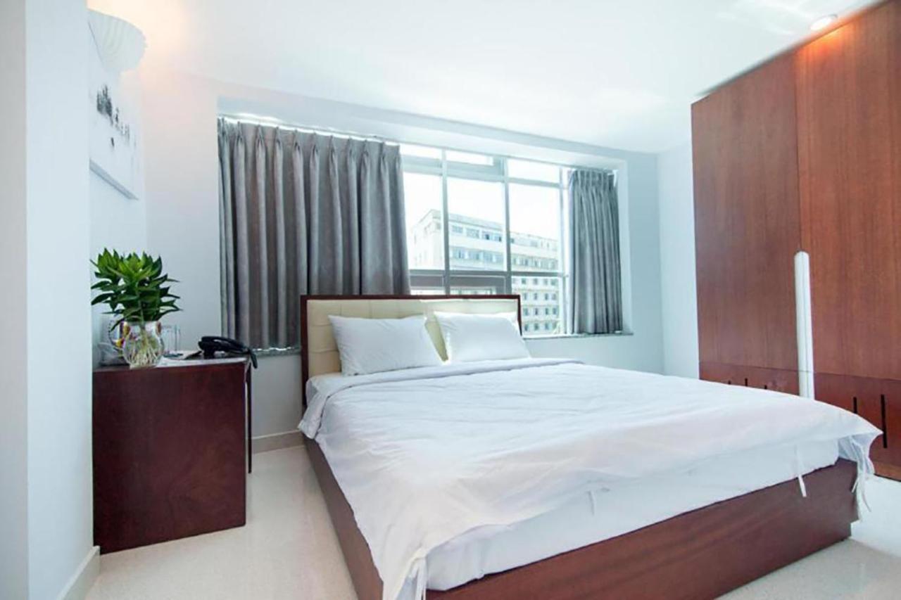 Hotel Nu - 18 Bui Vien Walkstreet *