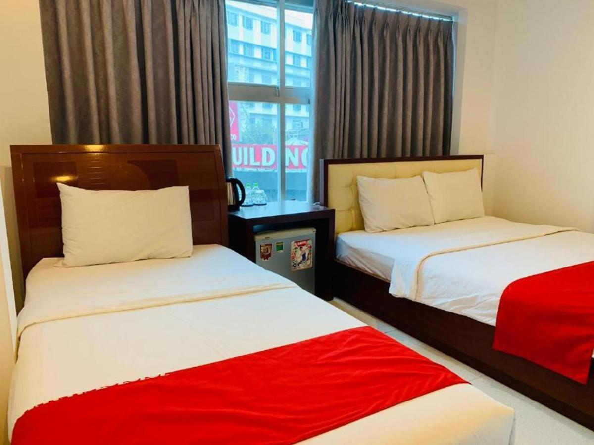 Hotel Nu - 18 Bui Vien Walkstreet